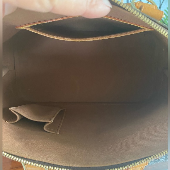 Louis Vuitton Alma With Certificate of Authenticity - Picture 10 of 15